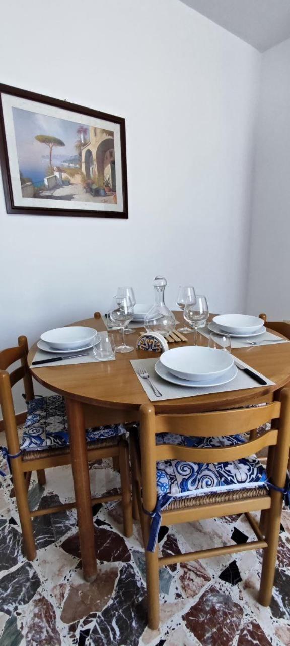 A Casa Dei Nonni Apartment Giardini Naxos Bagian luar foto